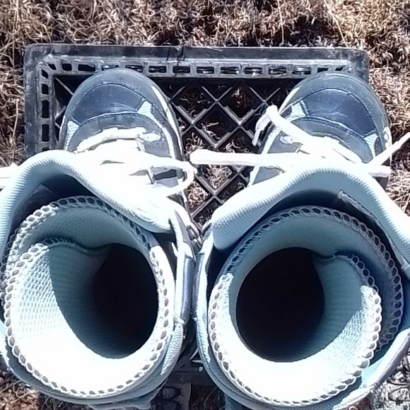 Thirty Two Minon Snowboarding Boots Size 8 Blue - Picture 3 of 12